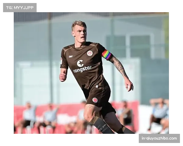 德甲保级队战术革新显现 极致防反与定位球成对抗豪门利器